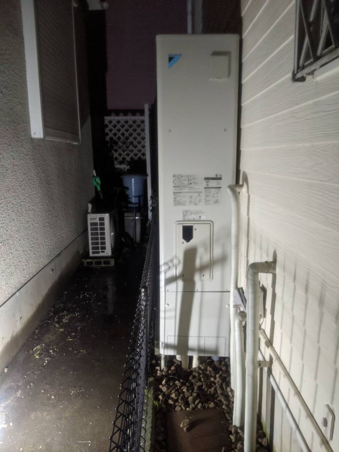 埼玉県八潮市k様 ダイキンtu37hftvからダイキンeq37uftv エコキュートの取り替え 新設 交換 修理の事ならみずほ住設