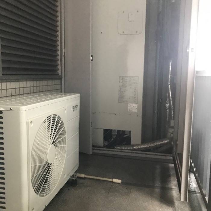 コロナエコキュートCHP-H3014AからCORONAエコキュートCHP-S30AY1-12｜エコキュート交換工事｜東京都立川市緑町｜マンション｜サンクタス立川
