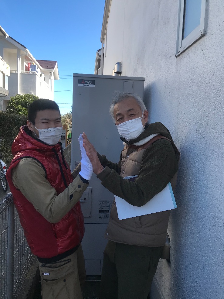 EBS 37QTA SRT S375U EBS 37QTA SRT S375U