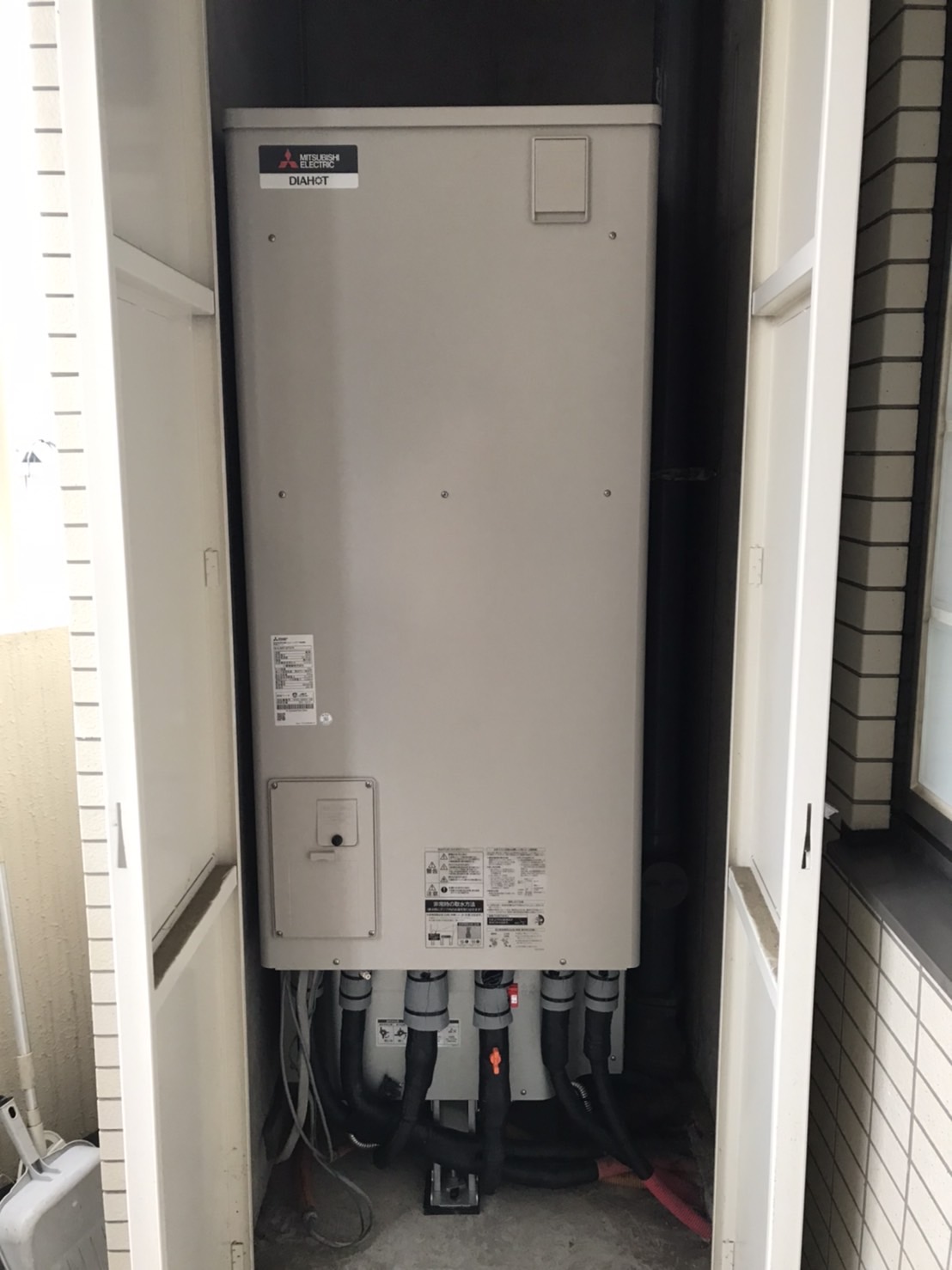 埼玉県八潮市大瀬エコキュート交換工事S様