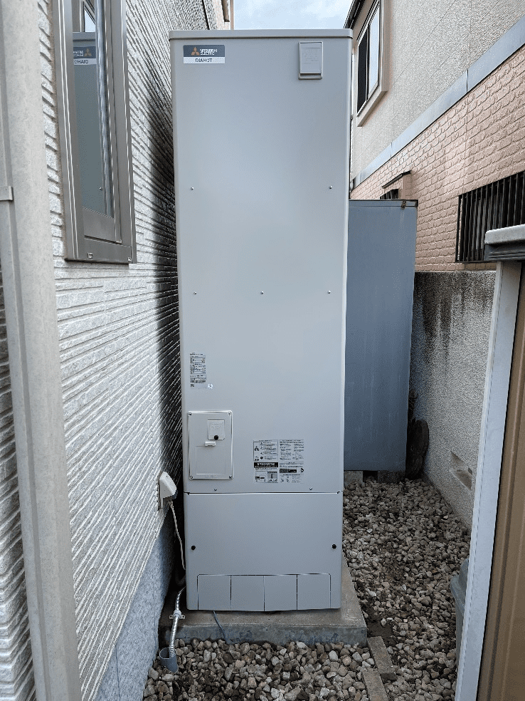 愛媛県東温市北野田エコキュート交換工事G様