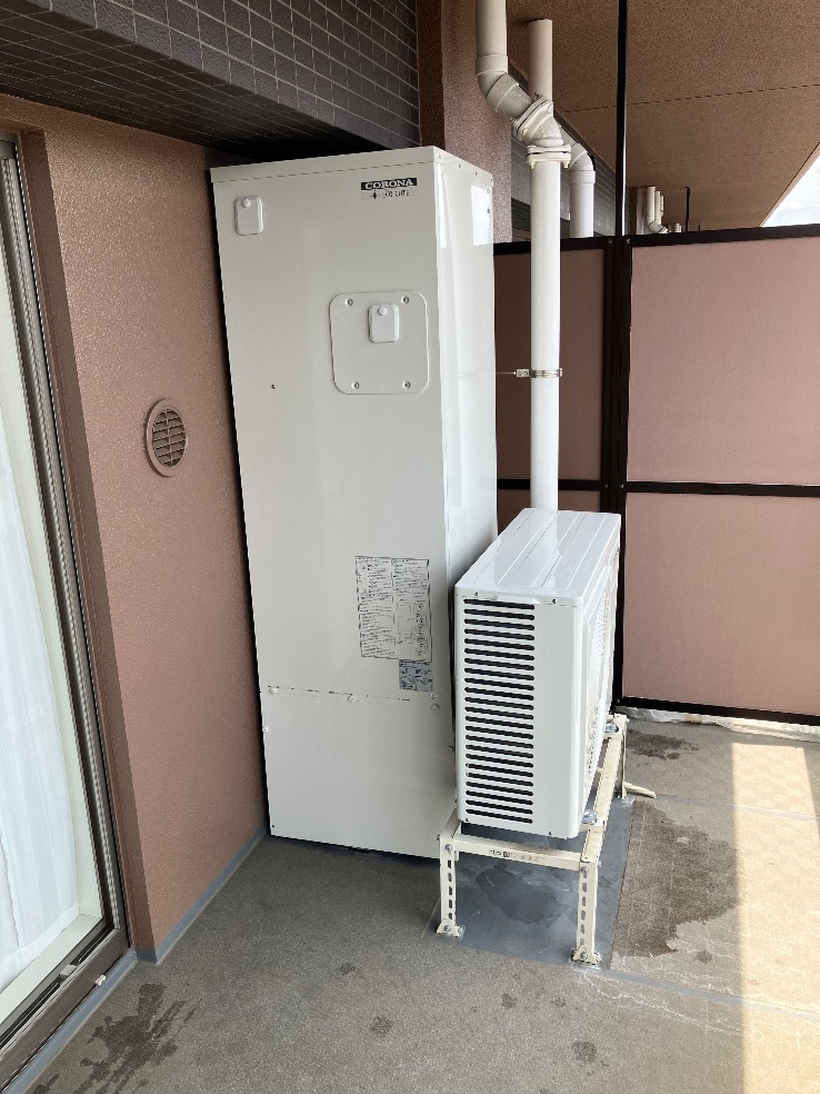 コロナエコキュートCHP-301DA7-1からコロナエコキュートCHP-S30AY1-12B｜エコキュート交換工事｜神奈川県横浜市旭区今宿東町｜マンション｜インプレスト横濱鶴ヶ峰EAST