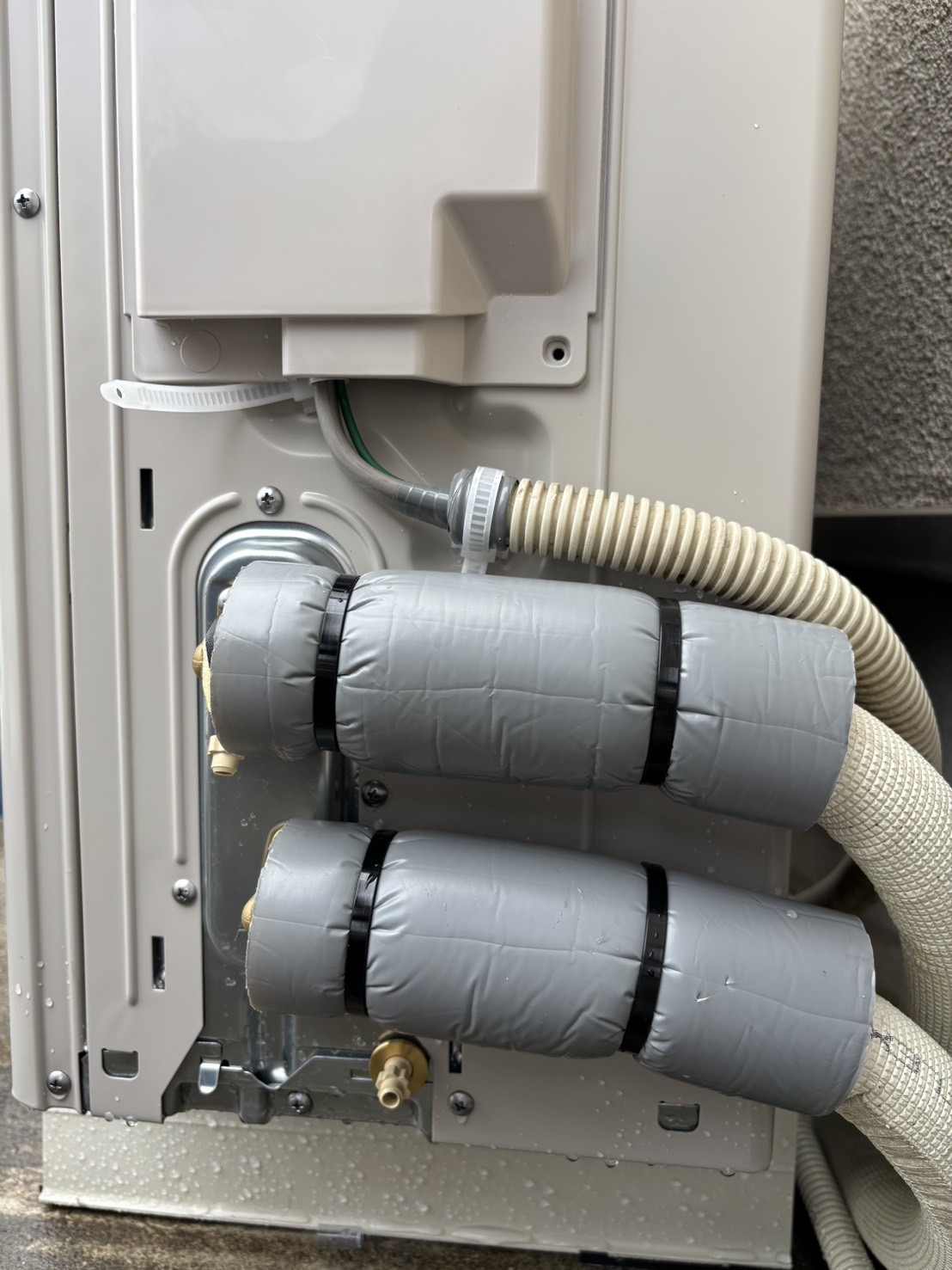 ダイキンエコキュートTU37GFVからダイキンエコキュートEQA37YFVE|エコキュート交換工事|東京都中央区勝どき|マンション|ザトウキョウタワーズシータワー