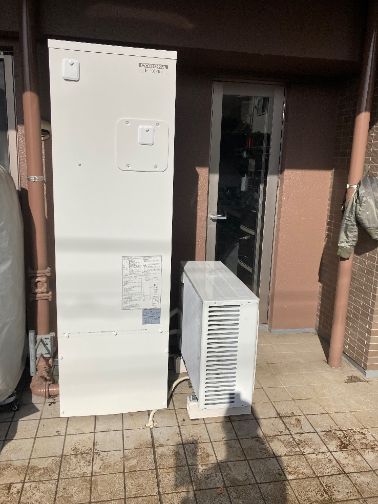 コロナエコキュートCHP-H3014AMからコロナエコキュートCHP-S30AY1-12B｜エコキュート交換工事｜埼玉県川口市柳根町｜マンション｜インプレスト東浦和