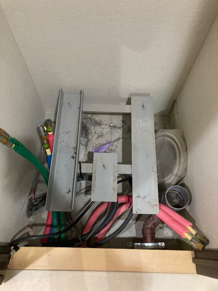 コロナエコキュートCTU-H3014A-2からコロナエコキュートCHP-S30AZ1-12｜エコキュート交換工事｜東京都江東区東雲｜マンション｜ビーコンタワーレジデンス 