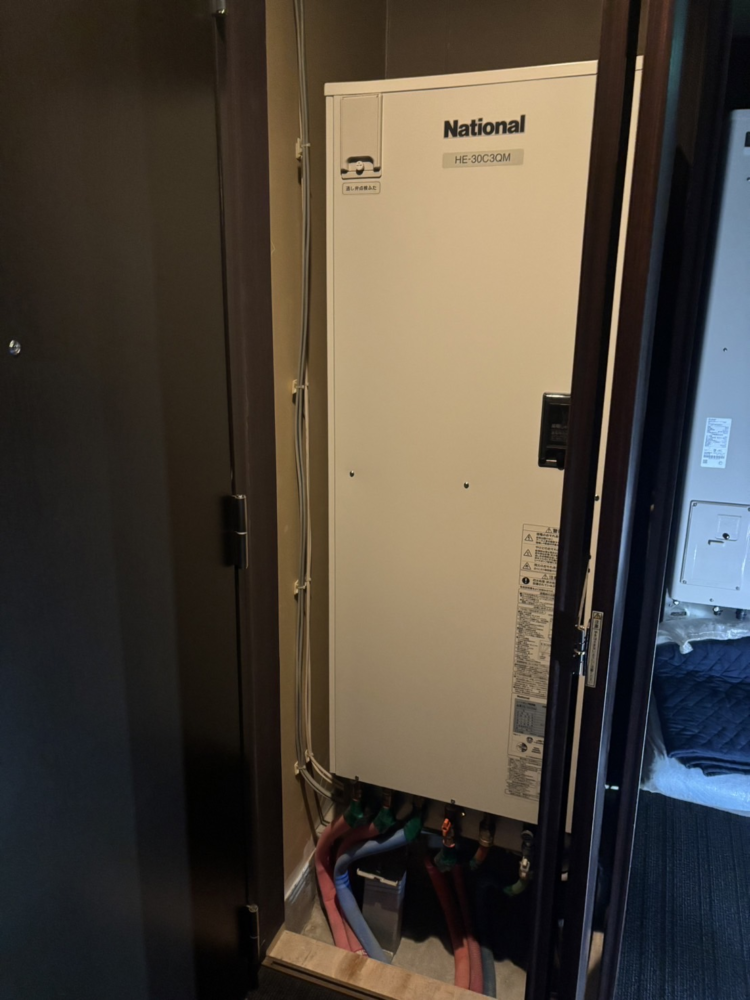 ナショナルエコキュートHE-30C3QMから三菱エコキュートSRT-W306D-2｜エコキュート交換工事｜千葉県千葉市中央区｜マンション｜千葉セントラルタワー