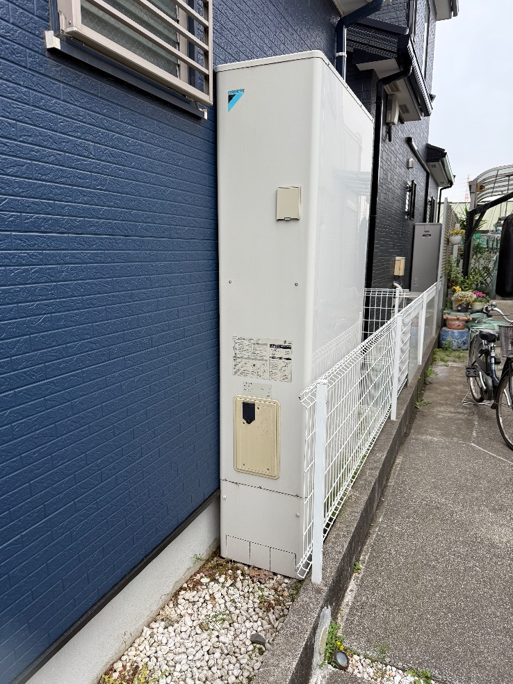 ダイキンエコキュートTU46PFTVからダイキンエコキュートEQA46YFTV｜エコキュート交換工事｜神奈川県綾瀬市深谷上