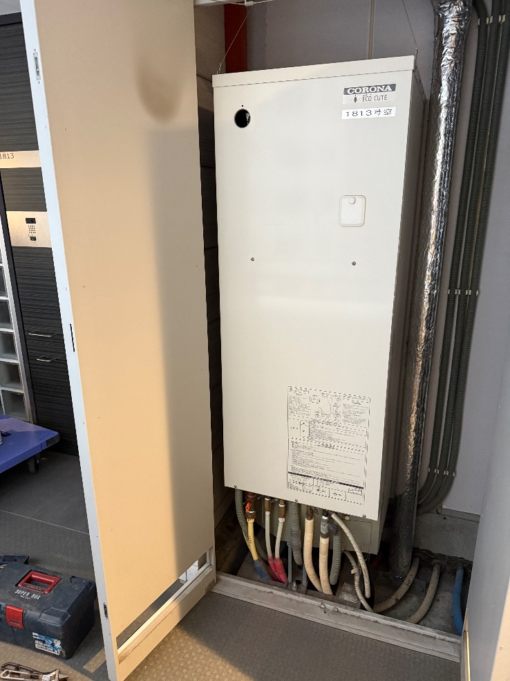 コロナエコキュートCHP-H3014AからコロナエコキュートCHP-S30AZ1-12｜エコキュート交換工事｜東京都港区芝浦｜マンション｜キャピタルマークタワー
