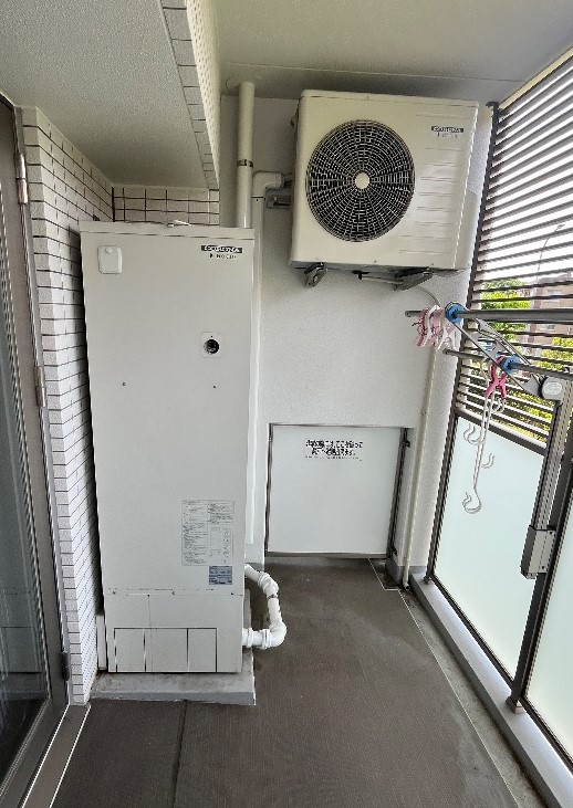 コロナエコキュートCTU-301A11から日立エコキュートBHP-FG37XU｜エコキュート交換工事｜神奈川県横浜市泉区新橋町｜マンション｜プレミスト緑園都市ヴィスタコート