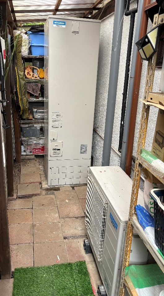 三菱エコキュートSRT-HPT46W5から三菱エコキュートSRT-S376｜エコキュート交換工事｜東京都日野市日野台