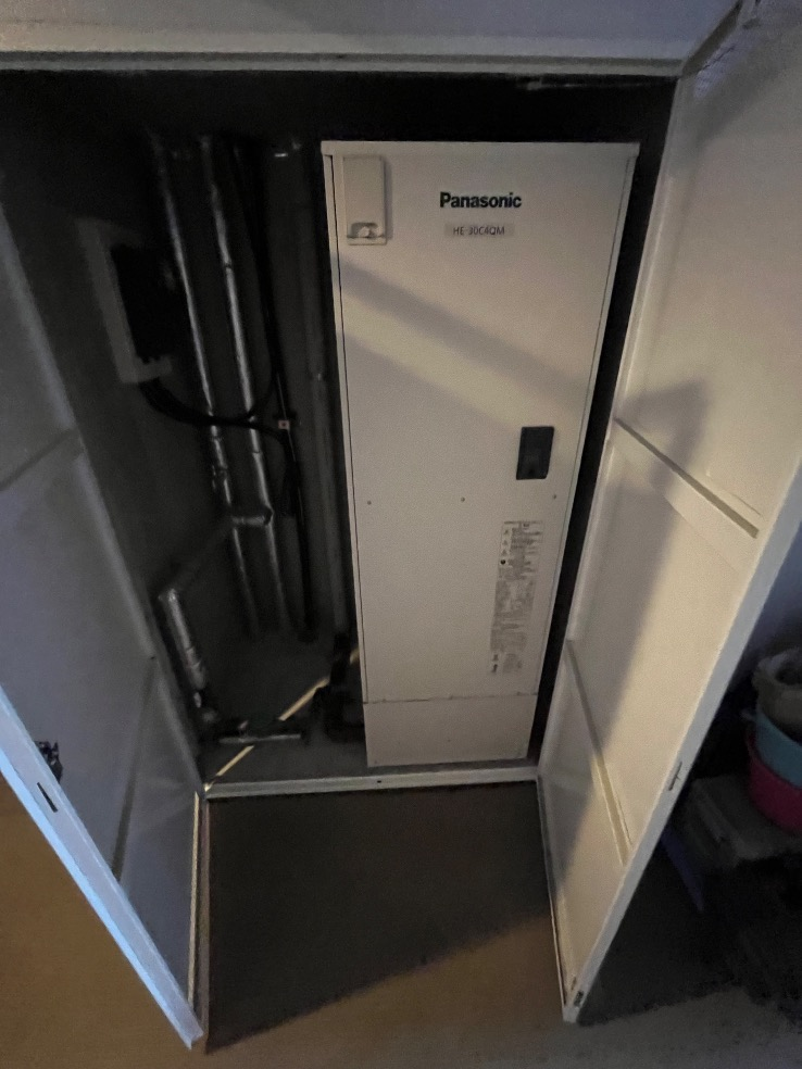 パナソニックエコキュートHE-30C4QMからダイキンエコキュートEQA37YFV｜エコキュート交換工事｜東京都江戸川区南葛西｜マンション｜グリーンホームズ南葛西イーライフ