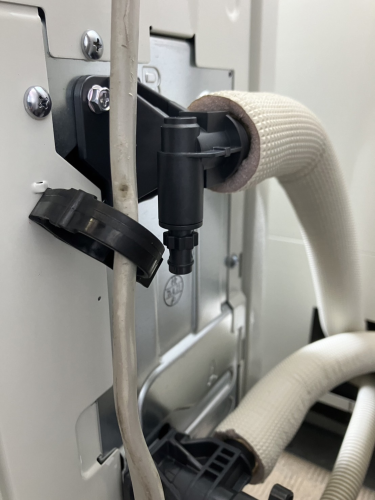 コロナエコキュートCHP-H3014AM-BLからコロナエコキュートCHP-S30AZ1-12｜エコキュート交換工事｜埼玉県久喜市桜田｜マンション｜シンフォニーレジデンス