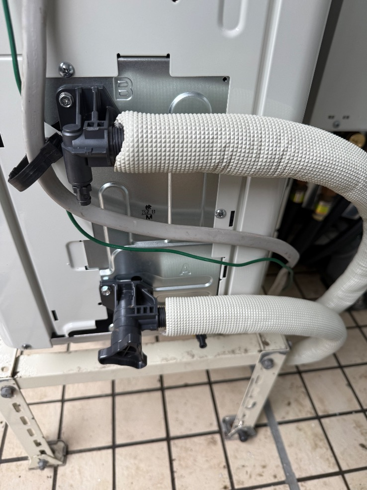 コロナエコキュートTU31GFCVからコロナエコキュートCHP-S30AZ1-12｜エコキュート交換工事｜神奈川県横須賀市日の出町｜マンション｜ザ・コーストよこすか海辺ニュータウン