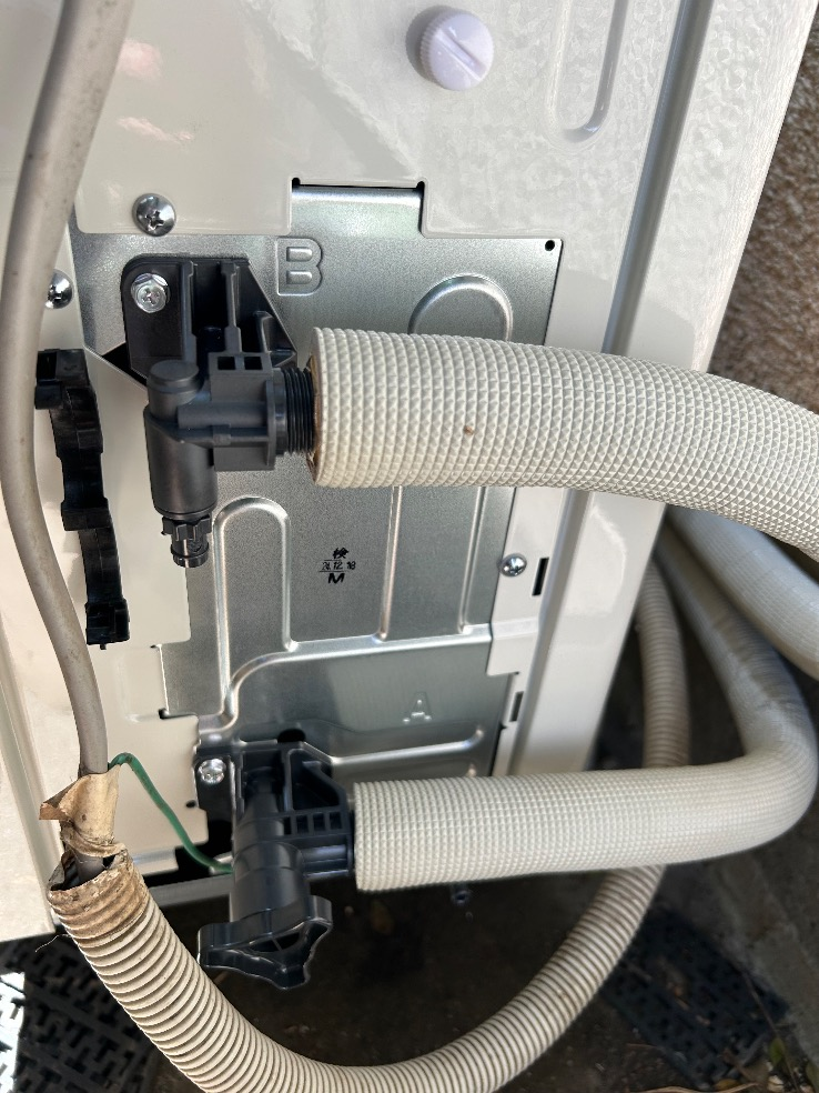 東芝エコキュートHWH-FB370WCTからコロナエコキュートCHP-E372AZ1｜エコキュート交換工事｜栃木県宇都宮市清原台