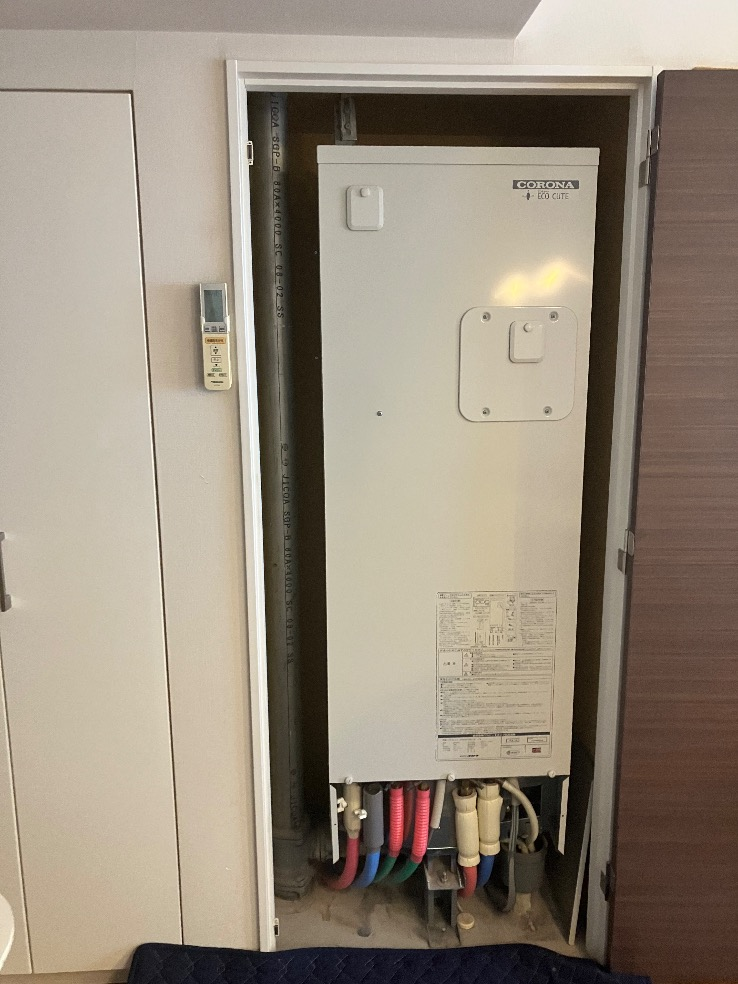 コロナエコキュートCTU-301DA7-12からコロナエコキュートCHP-S30AZ1-12｜エコキュート交換工事｜埼玉県さいたま市北区宮原町｜マンション｜パークシティさいたま北アークレジデンス