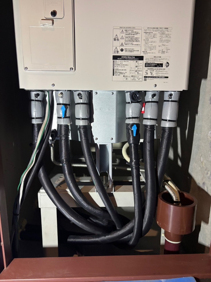 ナショナルエコキュートHE-30C3QMから三菱エコキュートSRT-W306D-2｜エコキュート交換工事｜東京都港区赤坂｜マンション｜パークコート赤坂ザタワー