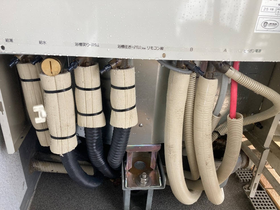コロナエコキュートCTU-H3014AMからコロナエコキュートCHP-S30AZ1-12｜エコキュート交換工事｜千葉県白井市笹塚｜マンション｜プリスタレジデンス
