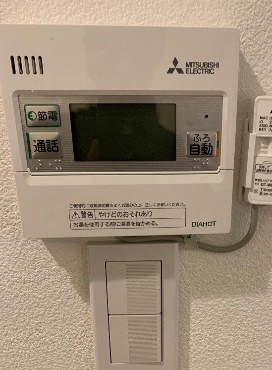 ナショナルエコキュートHE-30C3QMから三菱エコキュートSRT-W306D-2｜エコキュート交換工事｜東京都目黒区下目黒｜マンション｜グレイスコート目黒