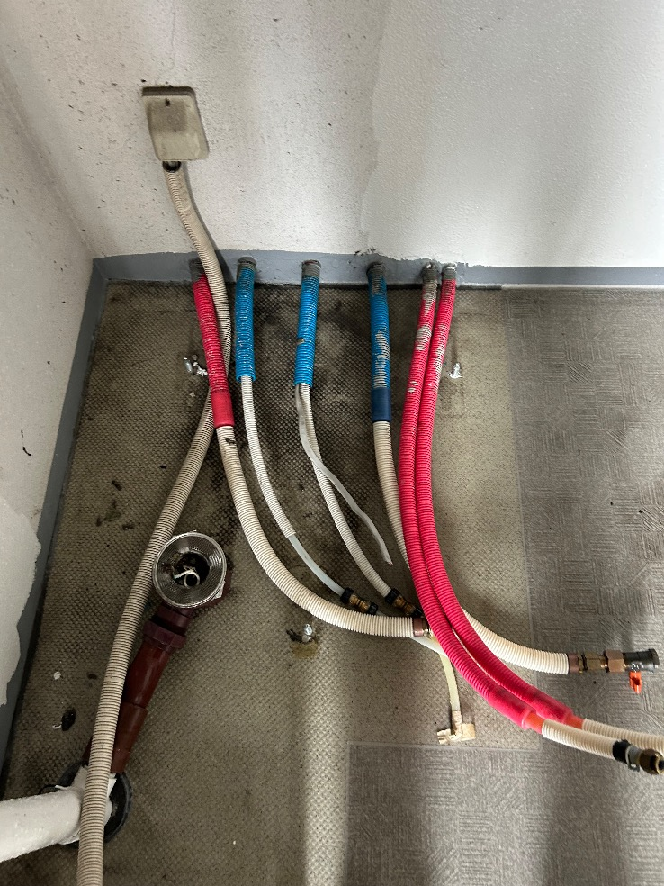 三菱エコキュートSRT-HPT37WD1から日立エコキュートBHP-FG37XU｜エコキュート交換工事｜埼玉県川口市末広｜マンション｜レーベンスクエア川口フェアリア