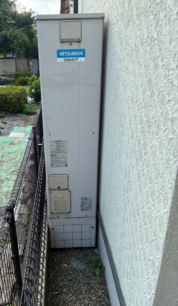 三菱エコキュートSRT-HPT37WZ3から三菱エコキュートSRT-S376UZ｜エコキュート交換工事｜東京都足立区江北｜東栄住宅