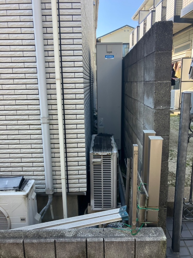 三菱エコキュートSRT-HPT43WUZ8、SRT-HPT37WZ8から三菱エコキュートSRT-S436UZ、SRT-S376UZ｜エコキュート交換工事｜東京都杉並区和田｜ 
