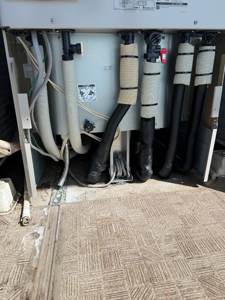東芝電気温水器HPL-2TFB375RAUから三菱エコキュートSRT-S376｜エコキュート交換工事｜神奈川県横浜市港北区新横浜｜マンション｜ミオカステーロ新横浜