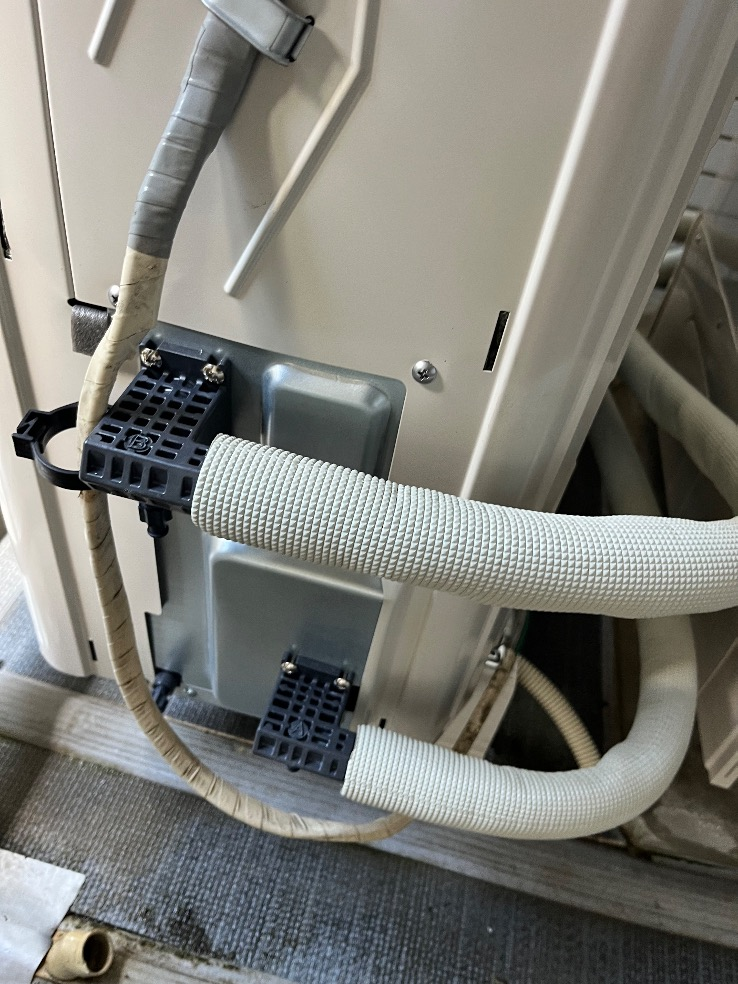 タカラスタンダードエコキュートEC-3704KU-FAから日立エコキュートBHP-FG37XU｜エコキュート交換工事｜埼玉県北葛飾郡杉戸町高野台西｜マンション｜ルネサンスプレミアムサイト