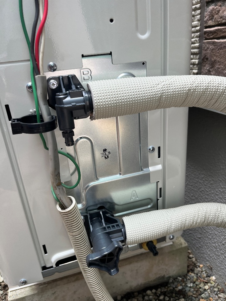 三菱エコキュートSRT-HPT37WZ3からコロナエコキュートCHP-E372AZ1｜エコキュート交換工事｜神奈川県小田原市飯泉