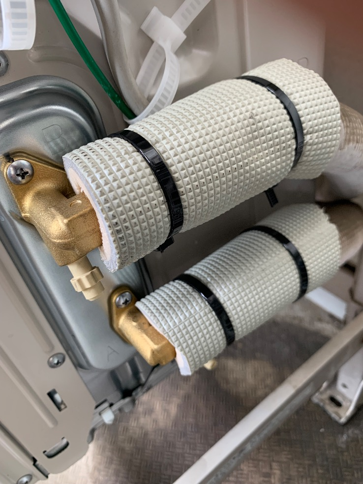 三菱エコキュートSRT-HPT30WD5から三菱エコキュートSRT-W306D-2｜エコキュート交換工事｜神奈川県川崎市中原区新丸子東｜マンション｜パークシティ武蔵小杉