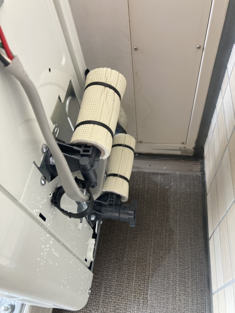 パナソニックエコキュートHE-30C4QからコロナエコキュートCHP-S30AZ1-12｜エコキュート交換工事｜東京都江東区大島｜マンション｜ザ・ミッドランドアベニュー