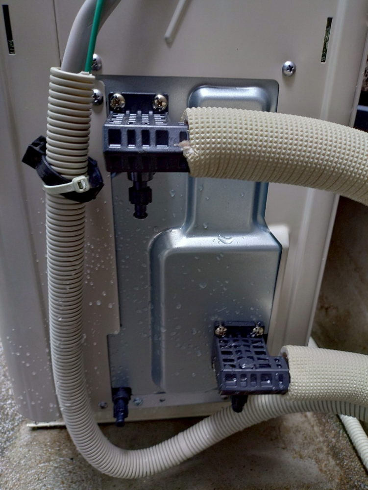 長州エコキュートHPT-461SZから日立エコキュートBHP-FG46XU｜エコキュート交換工事｜大阪府寝屋川市池田旭町