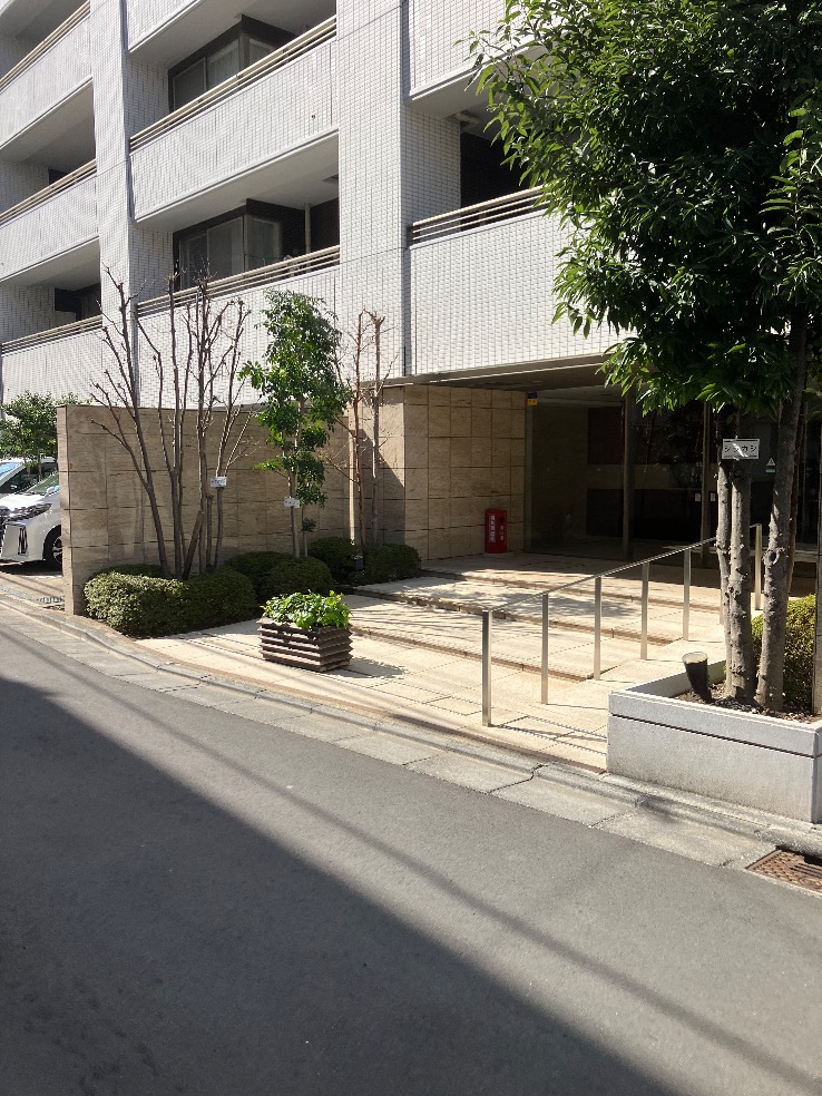 埼玉県さいたま市大宮区のイニシアコート大宮ウエストのエコキュート交換工事をご検討の方へ