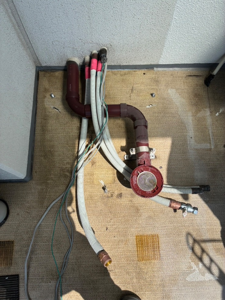 タカラスタンダードエコキュートEC-3705KU-FANから日立エコキュートBHP-FN37WU｜エコキュート交換工事｜埼玉県和光市白子｜マンション｜レーベンハイム光が丘公園