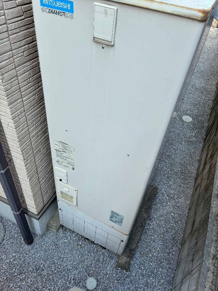 三菱エコキュートSRT-HPT37W5から三菱エコキュートSRT-S376｜エコキュート交換工事｜埼玉県北本市本町