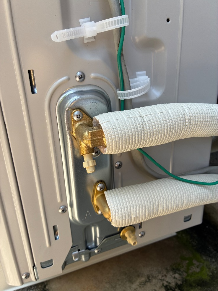 三菱エコキュートSRT-HPT37W5から三菱エコキュートSRT-S376｜エコキュート交換工事｜埼玉県北本市本町