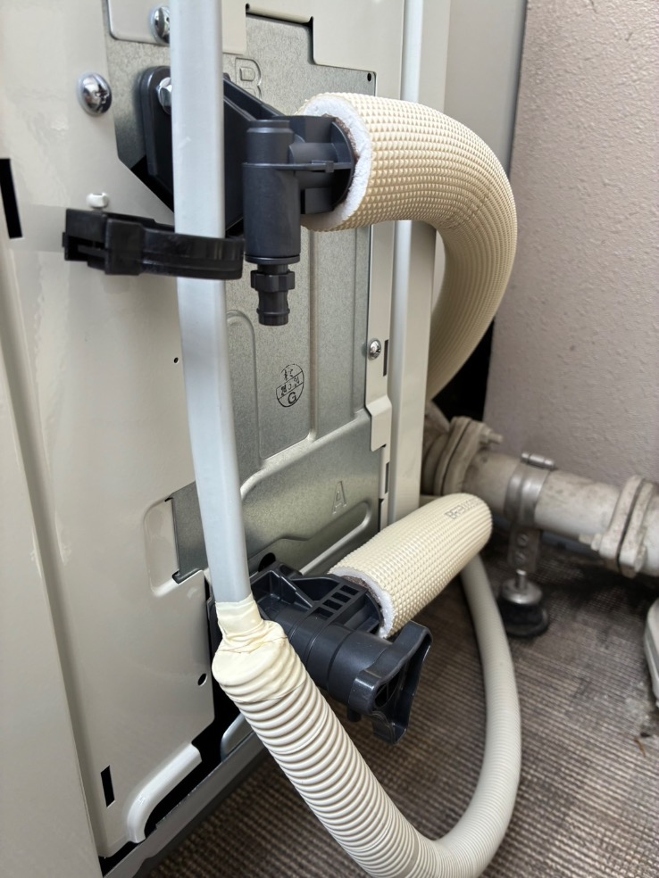 コロナエコキュートEC-3006KU-FANSからコロナエコキュートCHP-S30AY1-12B｜エコキュート交換工事｜神奈川県川崎市幸区塚越｜マンション｜ラグゼコート