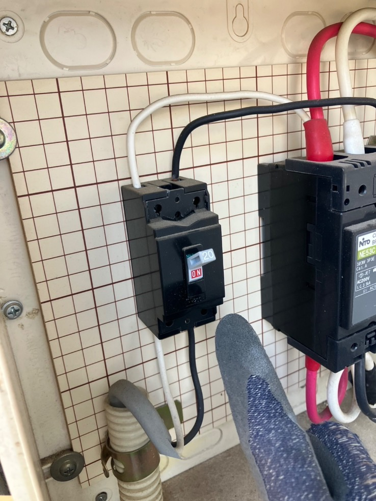 ダイキンエコキュートTUN46PFVからダイキンエコキュートEQX37YFV|エコキュート交換工事|埼玉県狭山市北入曽