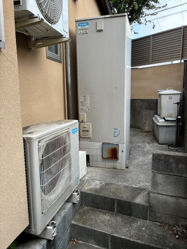 三菱エコキュートSRT-HPT55WX5から三菱エコキュートSRT-S557U｜エコキュート交換工事｜東京都多摩市連光寺｜ 