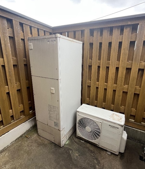 コロナエコキュートCTU-371D1A11からダイキンエコキュートEQX37YFV|エコキュート交換工事|埼玉県見沼区蓮沼|IHクッキングヒーター