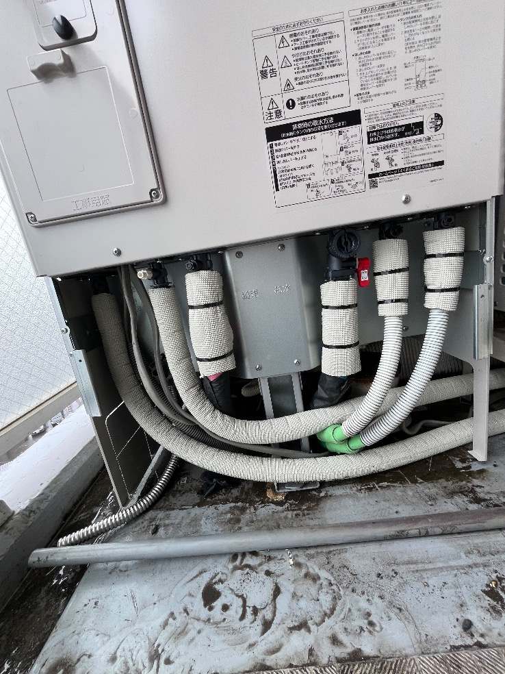 コロナエコキュートCHP-H3014AZから三菱エコキュートSRT-W306D-2｜エコキュート交換工事｜埼玉県川口市里｜マンション｜エスティプレイス