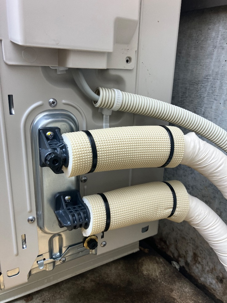 三菱エコキュートSRT-HPT55WX5から三菱エコキュートSRT-S557U｜エコキュート交換工事｜東京都多摩市連光寺｜ 