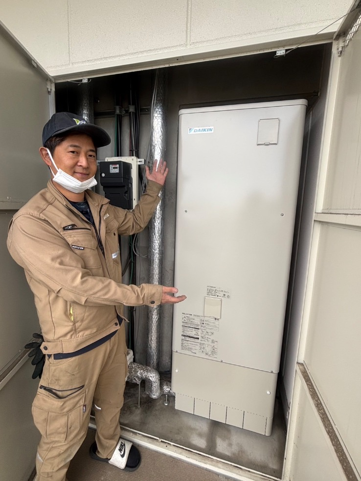 コロナエコキュートCTU-371D1A8-4からダイキンエコキュートEQX37ZFV|エコキュート交換工事|栃木県宇都宮市今泉町|マンション|ポレスターガーデンシティ今泉