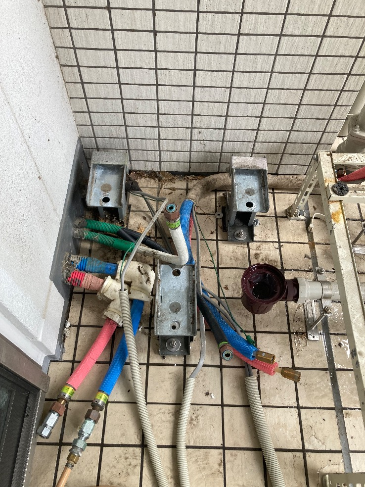 コロナエコキュートCTU-301DA7J-1からコロナエコキュートCHP-S30AZ1-12｜エコキュート交換工事｜神奈川県横浜市港北区綱島西｜マンション｜ザ・コーストよこすか海辺ニュータウン