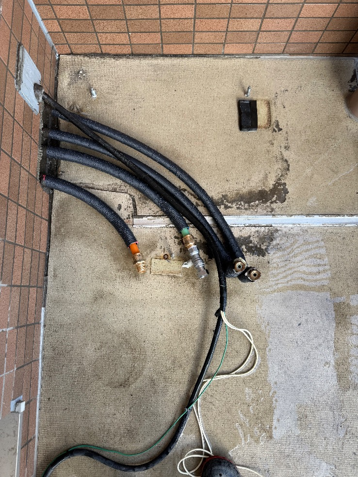 東芝エコキュートHPL-2TFB465RAUから三菱エコキュートSRT-S376｜エコキュート交換工事｜埼玉県さいたま市浦和区常盤｜マンション｜ミオカステーロ浦和常盤