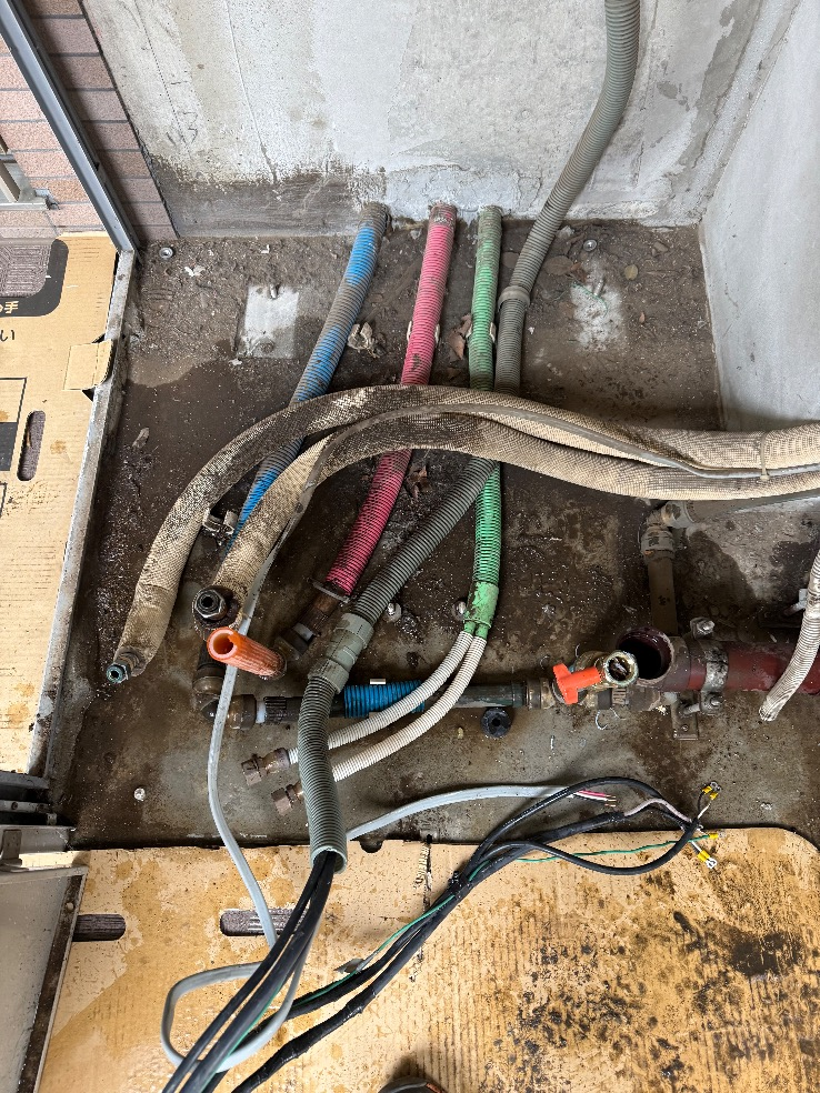 ダイキンエコキュートTU37GFVからダイキンエコキュートEQX37ZFV｜エコキュート交換工事｜埼玉県入間郡三芳町竹町沢｜マンション｜ダイアパレスみずほ台