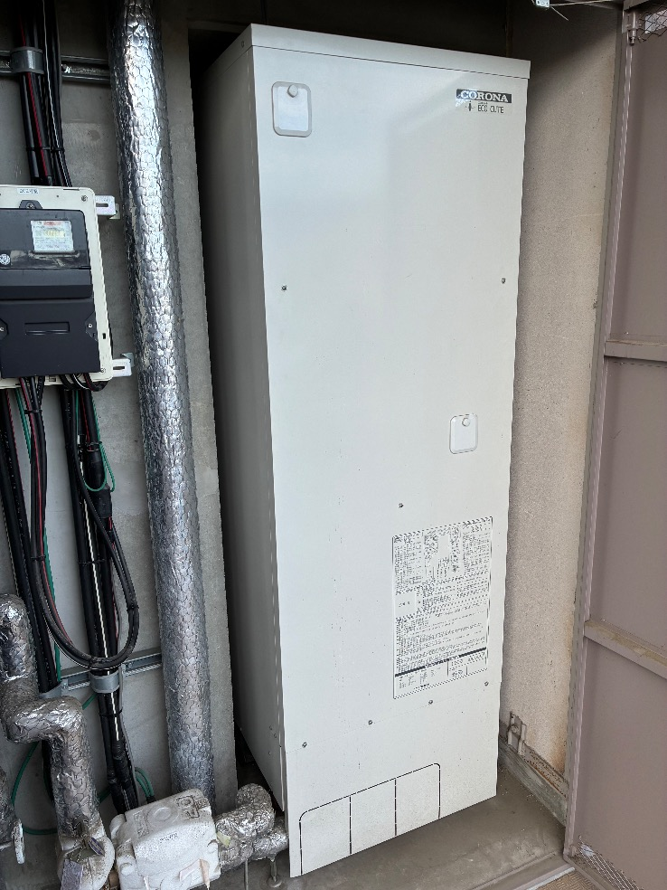 コロナエコキュートCTU-371D1A8-4からダイキンエコキュートEQN37YFV|エコキュート交換工事|栃木県宇都宮市今泉町|マンション|ポレスターガーデンシティ今泉