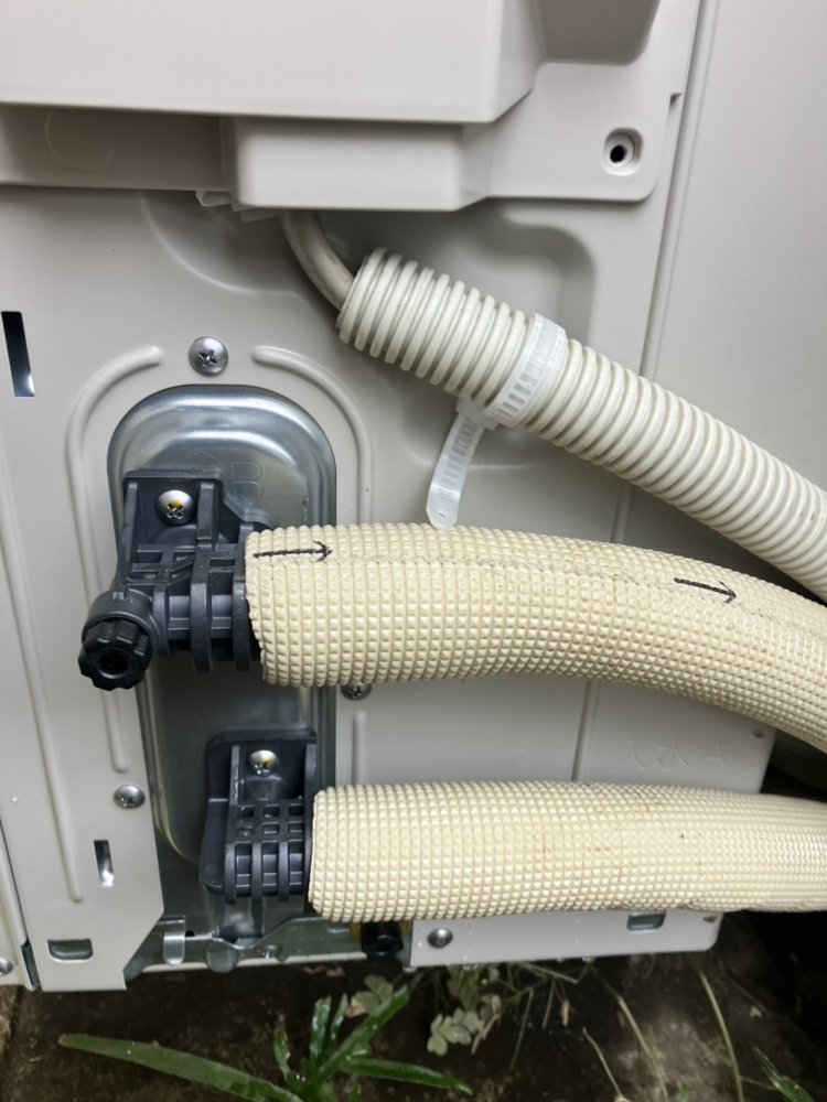 三菱エコキュートSRT-HPT37WUZ5から三菱エコキュートSRT-S377UZ｜エコキュート交換工事｜東京都世田谷区桜丘｜