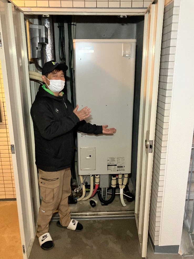長府エコキュートEHP-3135GPXH-Sから三菱エコキュートSRT-W306D-2|エコキュート交換工事|東京都足立区西新井|マンション|ファーストレジデンス西新井