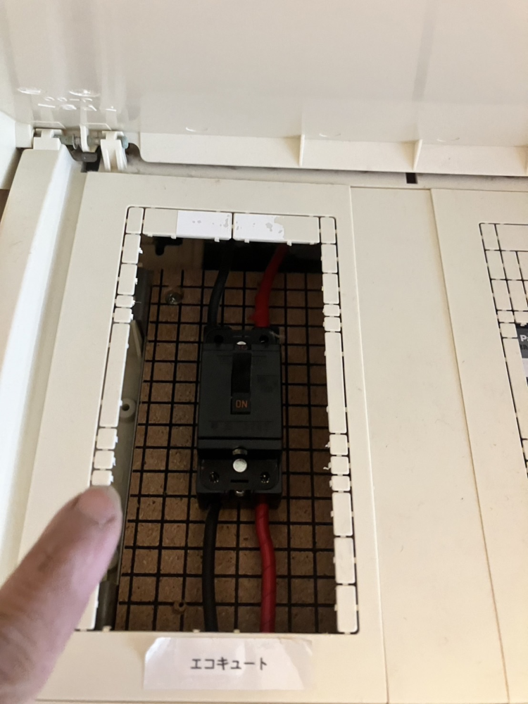 パナソニックエコキュートHE-370SDQからダイキンエコキュートEQA37ZFPV|エコキュート交換工事|埼玉県春日部市大沼|