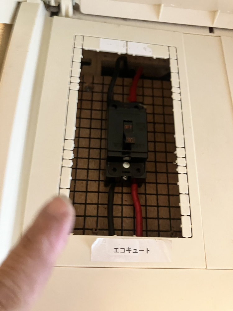 パナソニックエコキュートHE-370SDQからダイキンエコキュートEQA37ZFPV|エコキュート交換工事|埼玉県春日部市大沼|